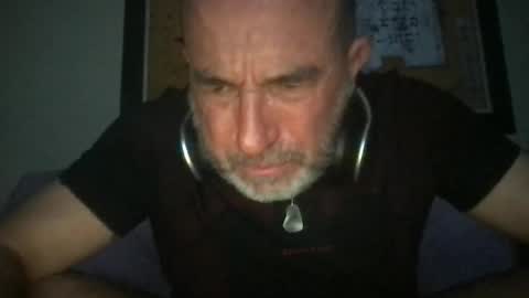 jmombombero63 online show from 11.18.25