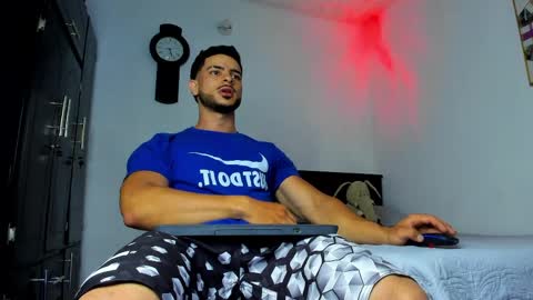 IGJmortton online show from 03.18.26