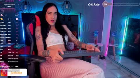 Joa Isaza     online show from 12.28.24