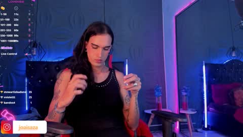 Joa Isaza     online show from 01.30.25