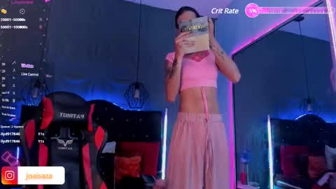 Joa Isaza     online show from 02.12.25