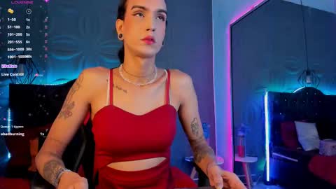 Joa Isaza     online show from 02.28.25