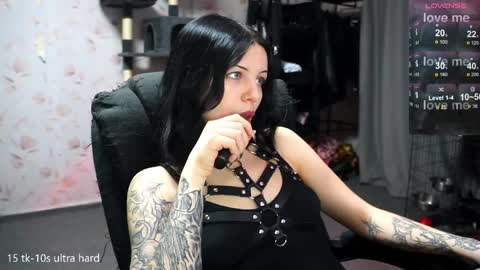 joan_wilson online show from 04.05.26