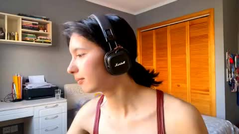 joanaphippin online show from 04.24.26