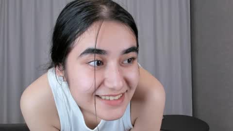 Snapshot of joangoulder chatting on 12.14.24 Mia online show from 12.14.24