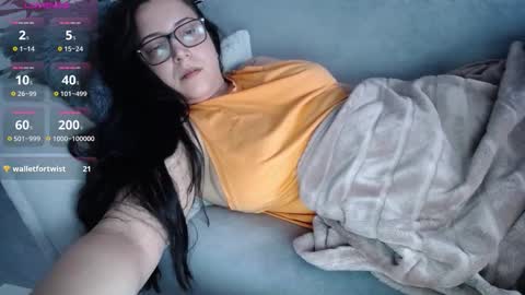 Jo online show from 11.12.25