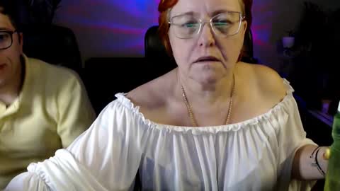 Joanna and Greg online show from 11.29.25