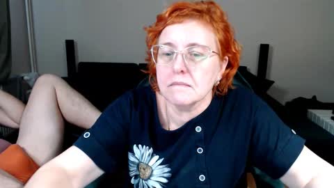 Snapshot of joannaandneighbour chatting on 02.04.26 Joanna and Greg online show from 02.04.26