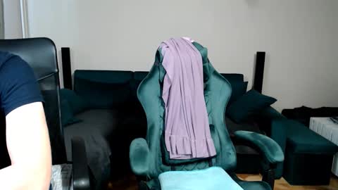 Snapshot of joannaandneighbour chatting on 02.11.26 Joanna and Greg online show from 02.11.26