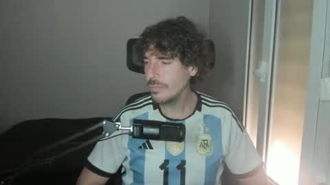 Snapshot of joaquin420_hot chatting on 02.19.26 joaquin420_hot online show from 02.19.26