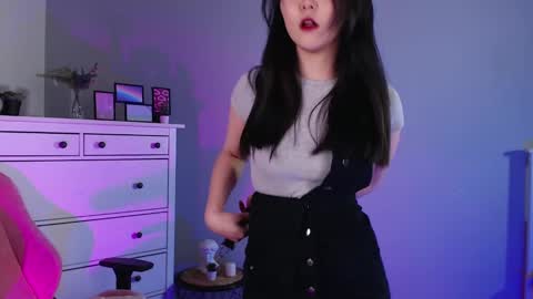 Amina online show from 01.30.25