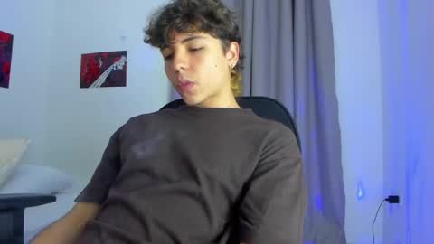 Snapshot of joe23___ chatting on 10.07.25 Joe online show from 10.07.25