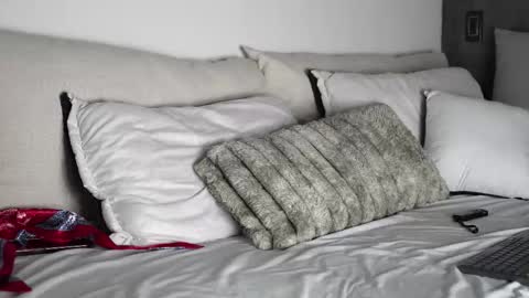 joe_steel1 online show from 11.04.25