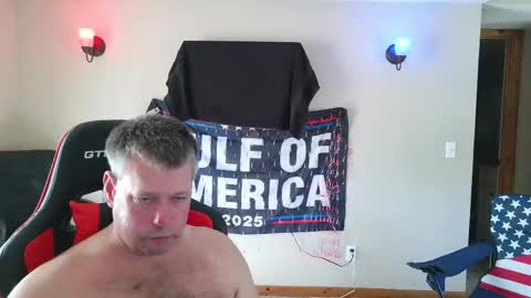 joejoe__ online show from 04.17.26