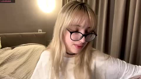 Amaya online show from 11.20.25