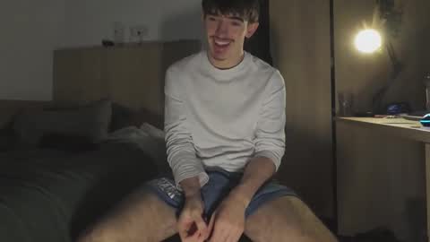 Snapshot of joeosulli2024 chatting on 09.22.25 JoeOsulli online show from 09.22.25