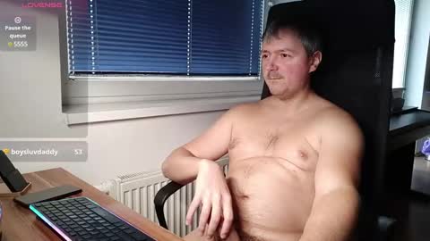 Snapshot of jogger1991 chatting on 02.08.25 Jogger1991 online show from 02.08.25