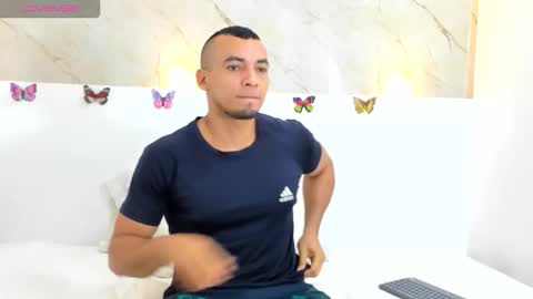 Snapshot of johan_miller1 chatting on 10.14.25 johan online show from 10.14.25