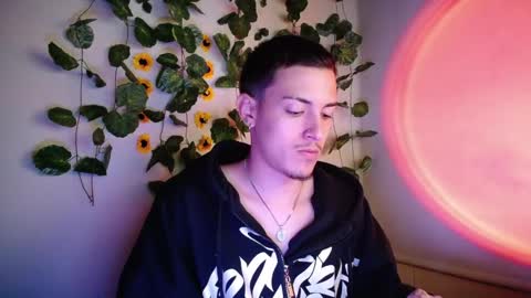 Snapshot of johan_parker222 chatting on 09.15.25 johan_parker222 online show from 09.15.25