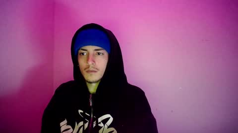 Snapshot of johan_parker222 chatting on 10.05.25 johan_parker222 online show from 10.05.25