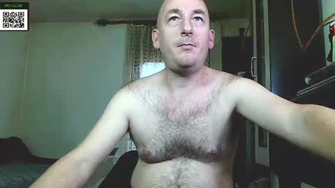 Snapshot of johanbarker chatting on 12.14.24 Johan online show from 12.14.24