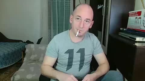 Snapshot of johanbarker chatting on 01.13.25 Johan online show from 01.13.25