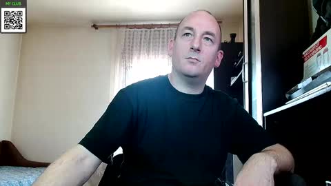 Snapshot of johanbarker chatting on 01.23.25 Johan online show from 01.23.25