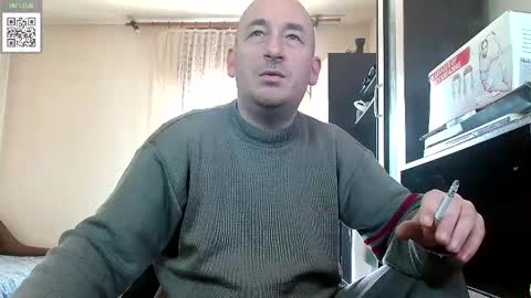 Snapshot of johanbarker chatting on 03.06.25 Johan online show from 03.06.25