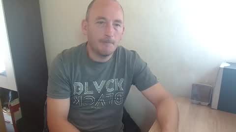 Snapshot of johanbarker chatting on 09.21.25 Johan online show from 09.21.25