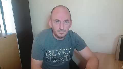 Snapshot of johanbarker chatting on 02.27.26 Johan online show from 02.27.26