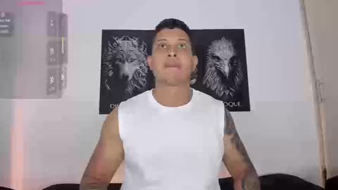 Snapshot of johansmith__ chatting on 09.19.25 Johan Smith online show from 09.19.25