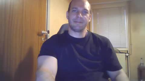 Snapshot of john1212124 chatting on 09.18.25 john1212124 online show from 09.18.25