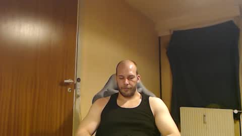 Snapshot of john1212124 chatting on 10.04.25 john1212124 online show from 10.04.25
