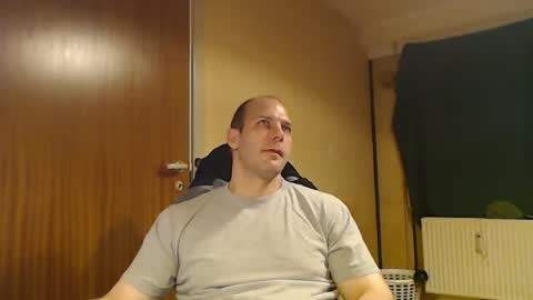 Snapshot of john1212124 chatting on 10.08.25 john1212124 online show from 10.08.25