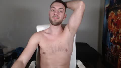 Snapshot of john_green77 chatting on 02.07.25 John online show from 02.07.25