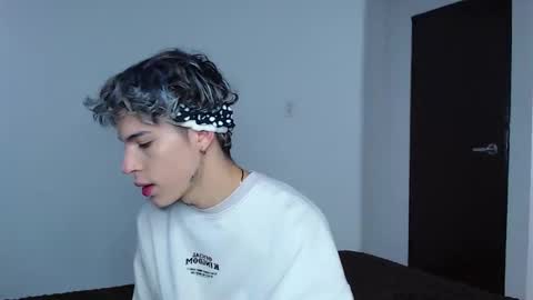 John Vichenso online show from 10.27.25