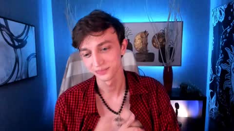 Snapshot of john_weasley chatting on 12.29.24 John online show from 12.29.24