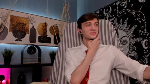 Snapshot of john_weasley chatting on 01.08.25 John online show from 01.08.25