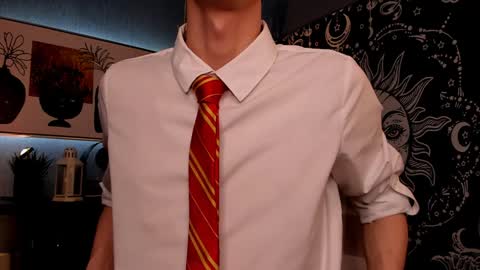 Snapshot of john_weasley chatting on 01.22.25 John online show from 01.22.25