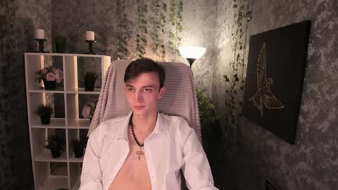 Snapshot of john_weasley chatting on 02.04.25 John online show from 02.04.25