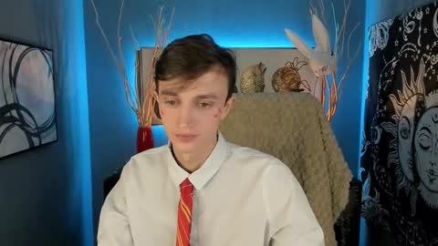 Snapshot of john_weasley chatting on 02.14.25 John online show from 02.14.25