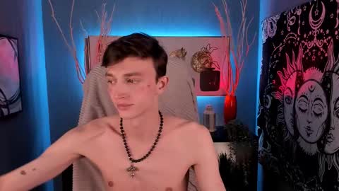 Snapshot of john_weasley chatting on 02.18.25 John online show from 02.18.25