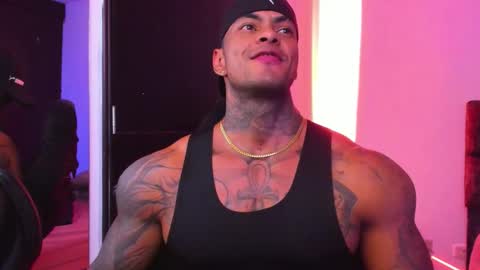 Snapshot of johnbelt_ chatting on 10.27.25 john belt online show from 10.27.25