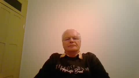 Snapshot of johndesnudado chatting on 12.28.24 johndesnudado online show from 12.28.24