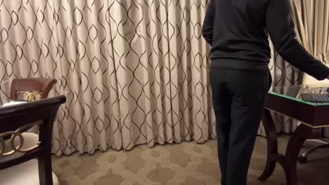 J online show from 02.12.25