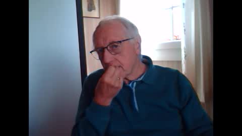 Snapshot of johnjohn6226623 chatting on 09.16.25 johnjohn6226 online show from 09.16.25