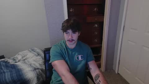 Snapshot of johnlights0 chatting on 11.20.25 John Lights online show from 11.20.25