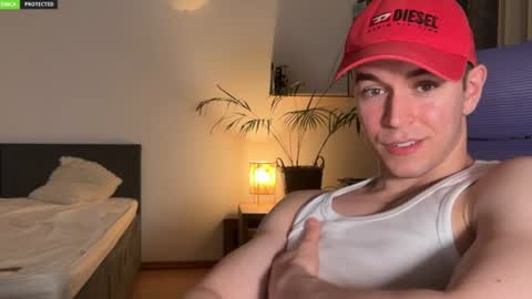 Snapshot of johnnnyhorny chatting on 06.14.26 Johnny online show from 06.14.26