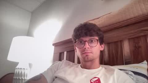 Johnny online show from 10.17.25