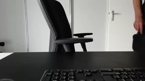 Johnny Walker13 online show from 09.27.25